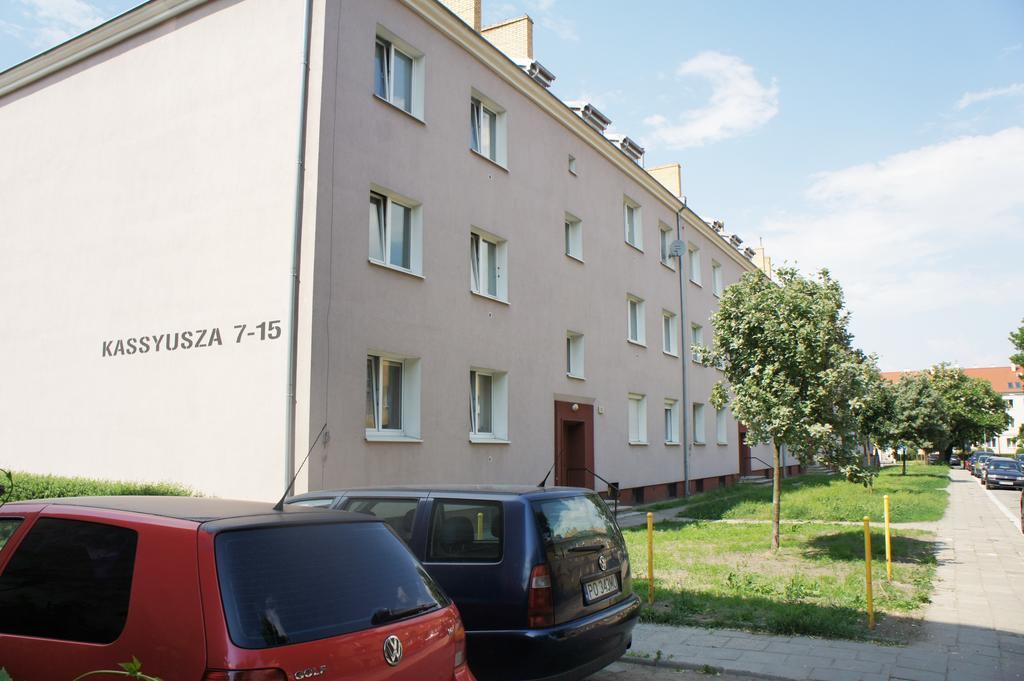 Apartament Poznan Jezyce エクステリア 写真
